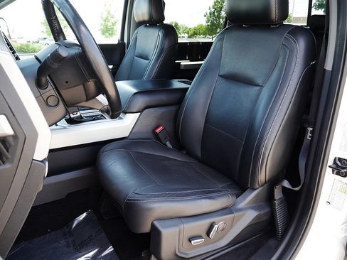 Used 2016 Ford F150 Lariat w/ Equipment Group 502A Luxury AWD/4WD image 14