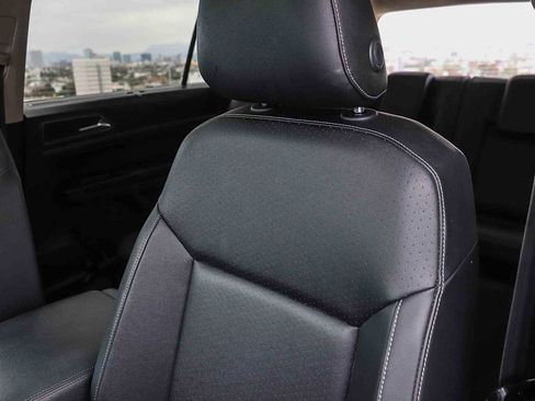 Used 2019 Volkswagen Atlas SE w/ Panoramic Sunroof Package AWD/4WD image 29
