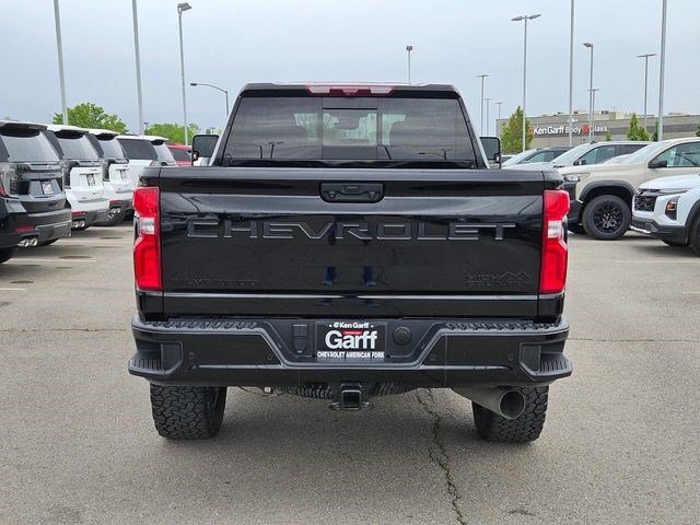 Used 2024 Chevrolet Silverado 2500 High Country w/ High Country Premium Package AWD/4WD image 4
