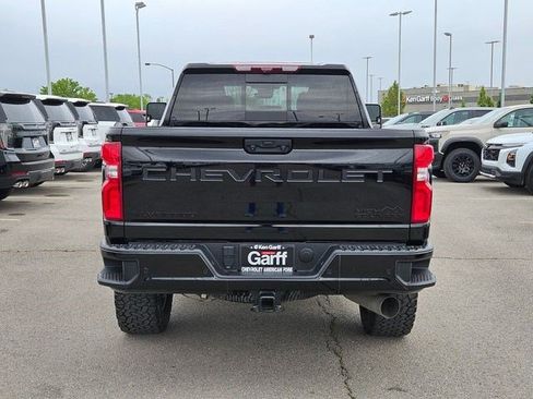 Used 2024 Chevrolet Silverado 2500 High Country w/ High Country Premium Package AWD/4WD image 4