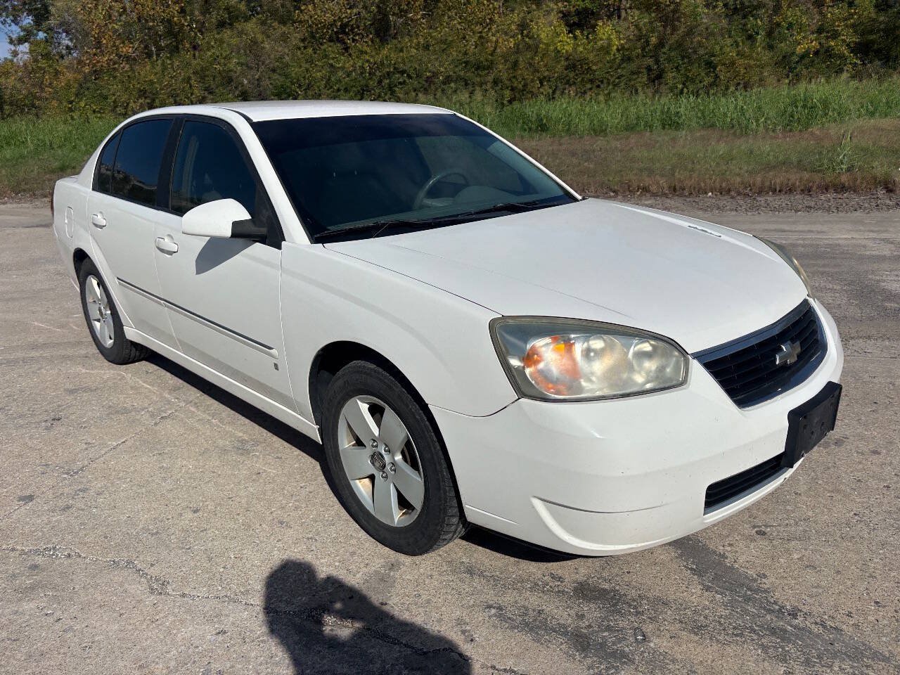 Used 2006 Chevrolet Malibu LT FWD image 2