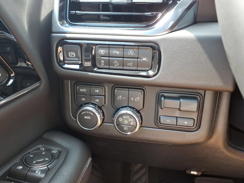 New 2026 GMC Yukon XL Denali w/ Advanced Technology Package AWD/4WD image 19