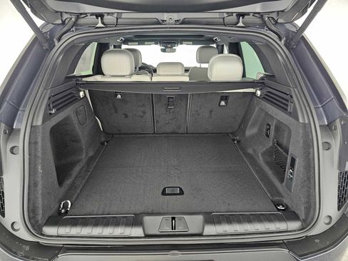 New 2026 Land Rover Range Rover Sport SE image 14