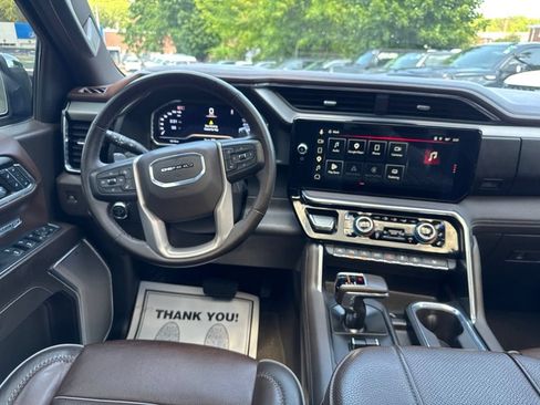 Used 2024 GMC Sierra 1500 Denali w/ Denali Reserve Package AWD/4WD image 25
