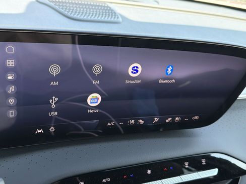 New 2026 Buick Enclave Avenir w/ Super Cruise Package image 18