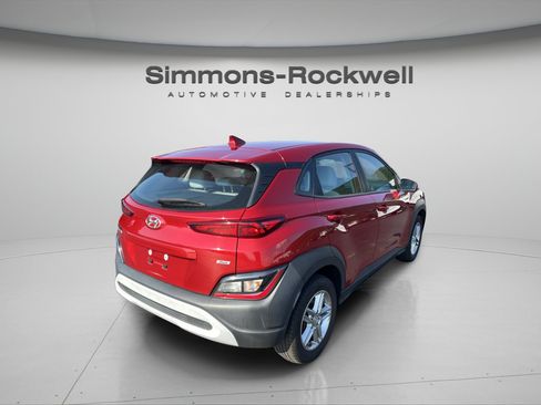 Used 2022 Hyundai Kona SE AWD/4WD image 5