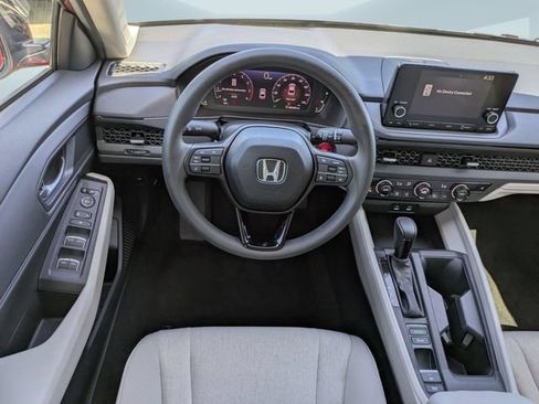 Used 2025 Honda Accord SE image 16