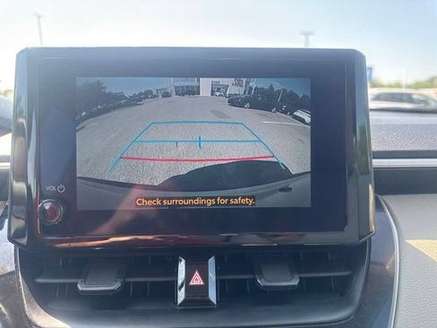 Used 2025 Toyota Corolla Cross L AWD/4WD image 22