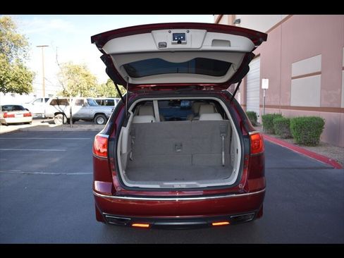 Used 2017 Buick Enclave Leather w/ Trailering Package image 25