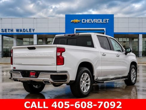 Used 2022 Chevrolet Silverado 1500 LTZ w/ LTZ Premium Package AWD/4WD image 7