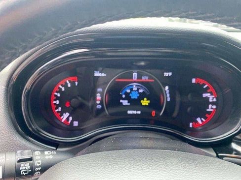 Used 2022 Dodge Durango SXT w/ Anodized Platinum Package image 18