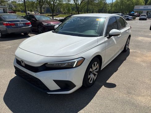 Used 2023 Honda Civic LX image 3