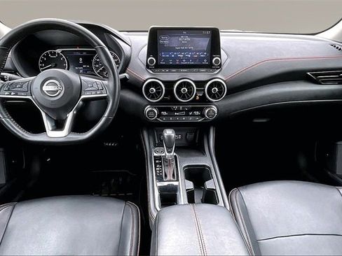 Used 2024 Nissan Sentra SR w/ SR Premium Package image 7