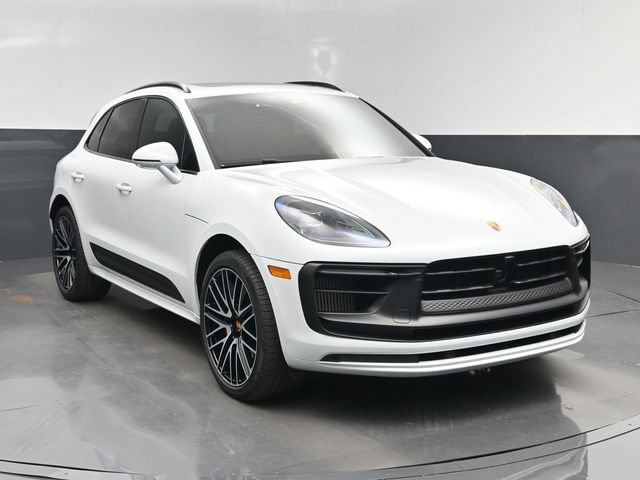 Used 2023 Porsche Macan GTS AWD/4WD image 8