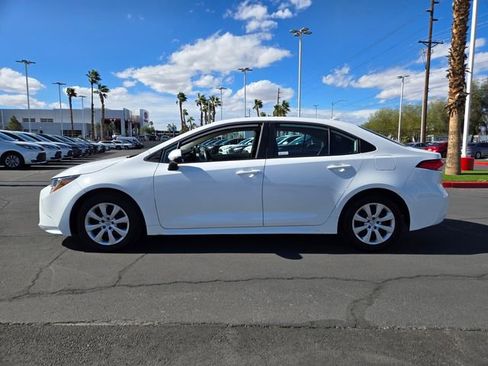 Certified 2025 Toyota Corolla LE image 6