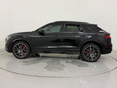 Used 2023 Audi Q8 Premium Plus w/ Premium Plus Package image 2