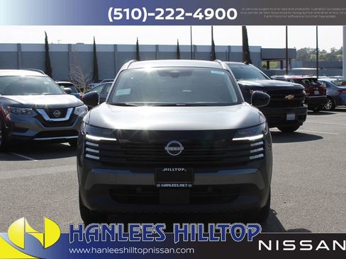 New 2026 Nissan Kicks SV w/ Charging Package image 4