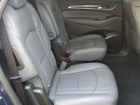 Used 2023 Buick Enclave Essence image 21