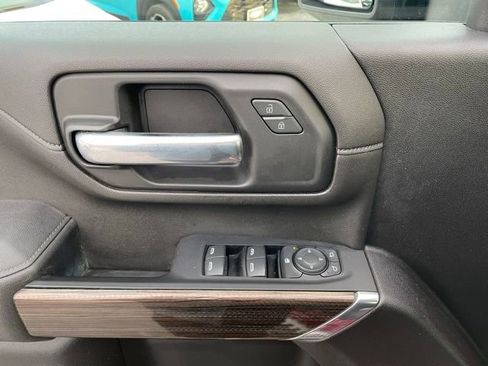 Used 2022 Chevrolet Silverado 2500 LT w/ Z71 Off-Road Package image 8