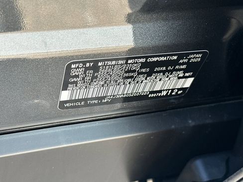 New 2025 Mitsubishi Outlander SEL image 27