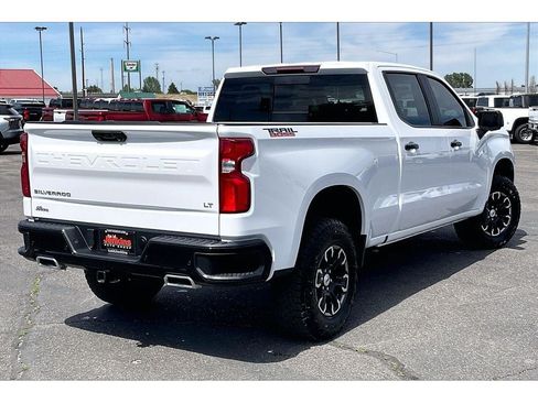 Used 2024 Chevrolet Silverado 1500 LT Trail Boss w/ LT Trail Boss Premium Package AWD/4WD image 15