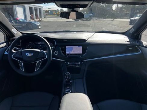 Used 2025 Cadillac XT5 Premium Luxury image 20