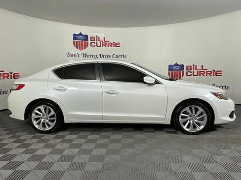 Used 2018 Acura ILX w/ AcuraWatch Plus Package FWD image 2