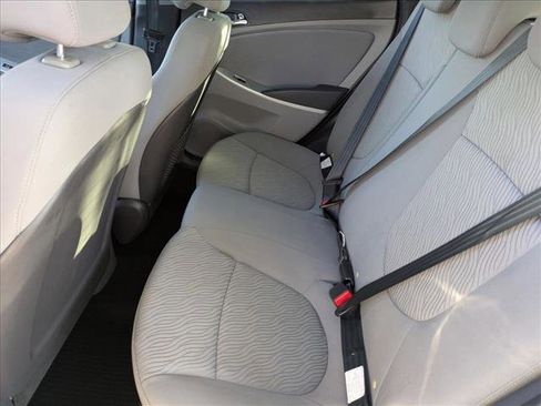 Used 2014 Hyundai Accent GLS w/ Option Group 2 FWD image 17