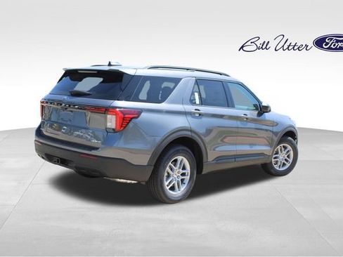 New 2026 Ford Explorer Active AWD/4WD image 3