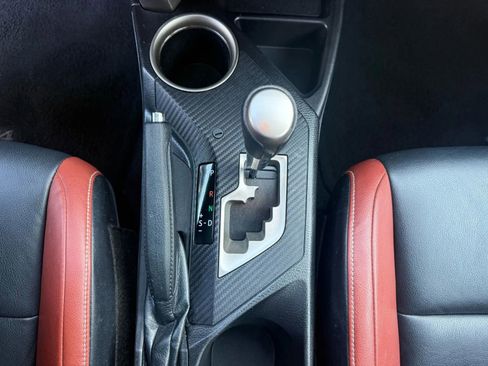 Used 2014 Toyota RAV4 Limited image 25