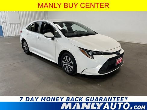 Used 2022 Toyota Corolla LE FWD image 1