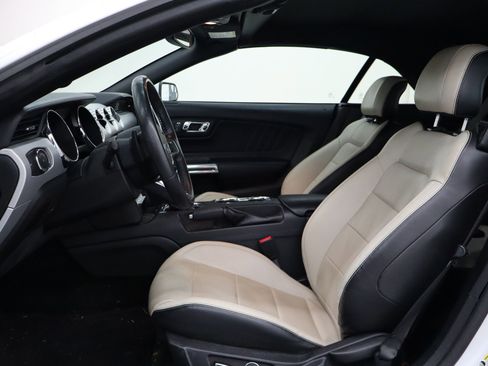 Certified 2017 Ford Mustang Premium image 14