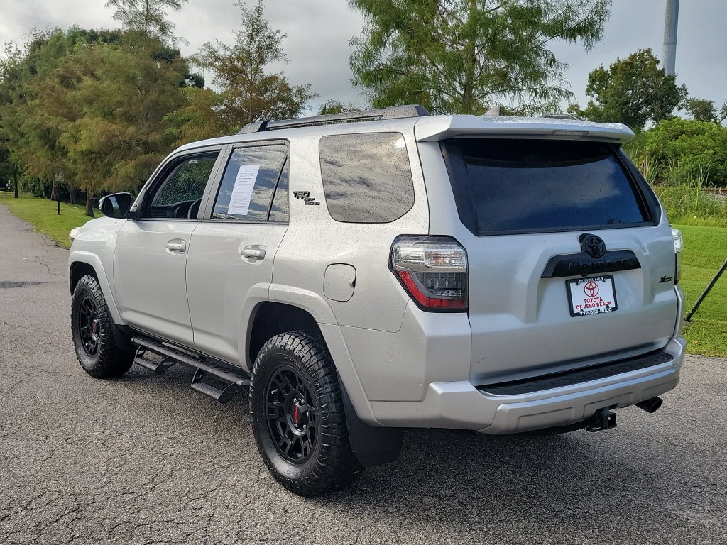 Used 2023 Toyota 4Runner TRD Off-Road Premium w/ Moonroof Package AWD/4WD image 6