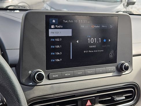 Used 2023 Hyundai Kona SE w/ Cargo Package image 16