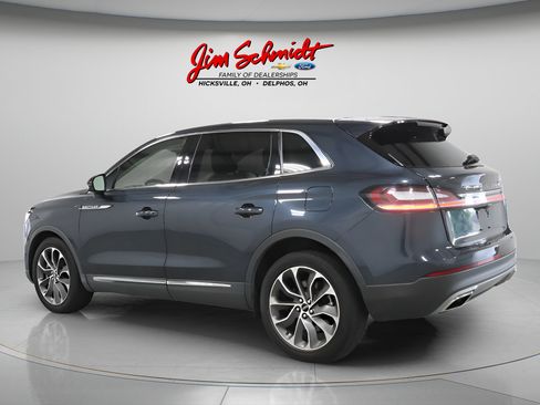 Used 2023 Lincoln Nautilus Reserve AWD/4WD image 4