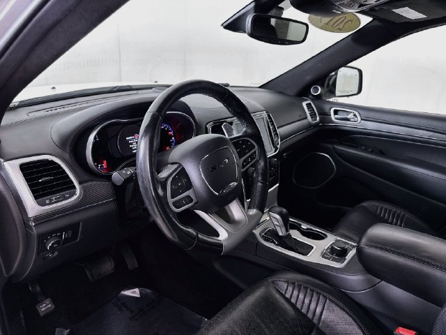 Used 2019 Jeep Grand Cherokee SRT AWD/4WD image 10