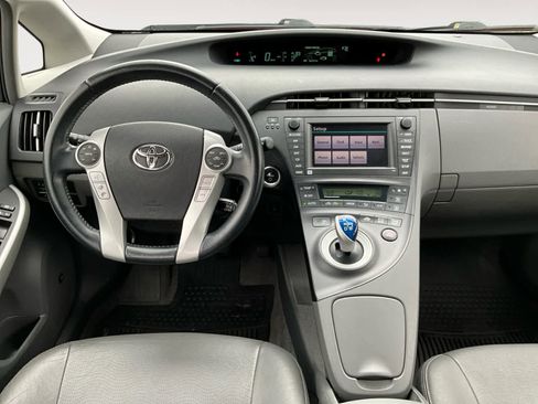 Used 2010 Toyota Prius Five image 12