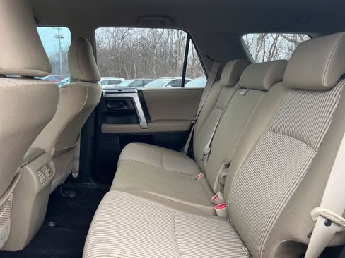 Used 2010 Toyota 4Runner SR5 image 3