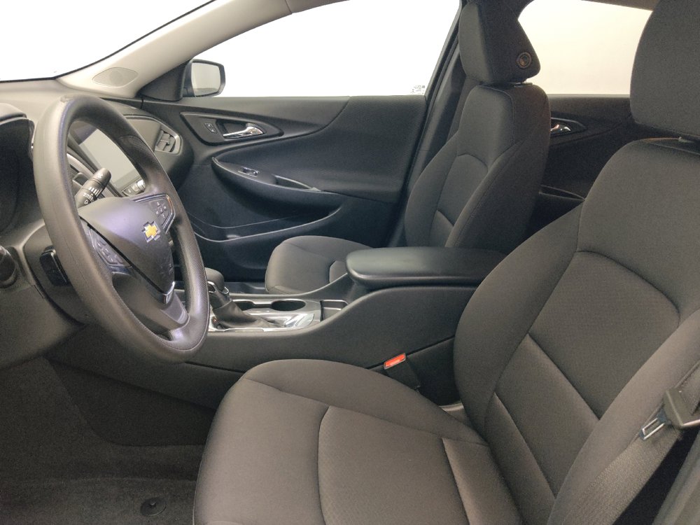 Used 2021 Chevrolet Malibu LS FWD image 17