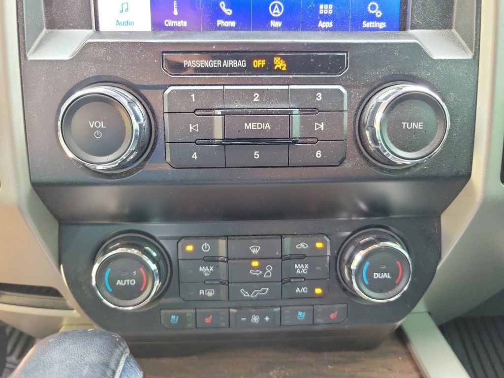 Used 2020 Ford F150 Lariat AWD/4WD image 18