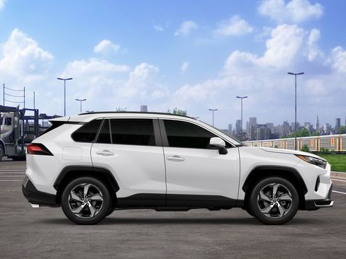 New 2025 Toyota RAV4 SE image 12