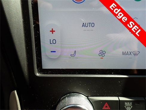Used 2024 Ford Edge SEL image 29