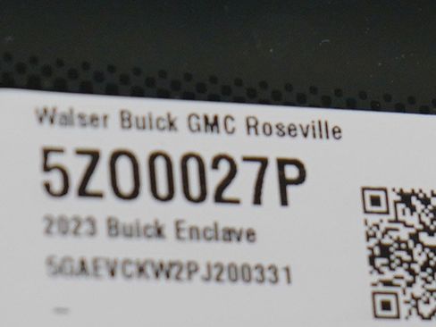 Used 2023 Buick Enclave Avenir w/ Avenir Technology Package AWD/4WD image 32