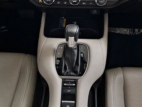 Certified 2024 Honda HR-V EX-L image 21