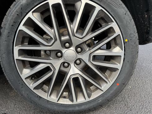 Used 2022 Jeep Compass Limited w/ Elite Group image 14