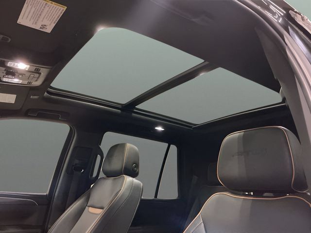 Used 2022 GMC Yukon AT4 AWD/4WD image 20