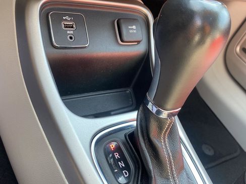 Used 2021 Jeep Compass Latitude w/ Sun and Sound Group image 14