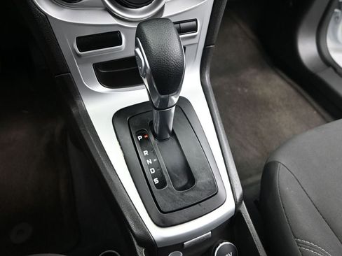 Used 2018 Ford Fiesta SE image 18