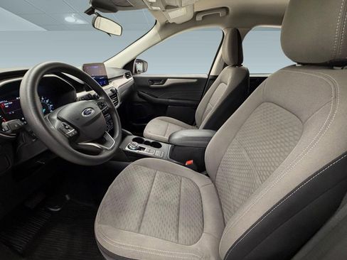 Used 2022 Ford Escape SE image 4