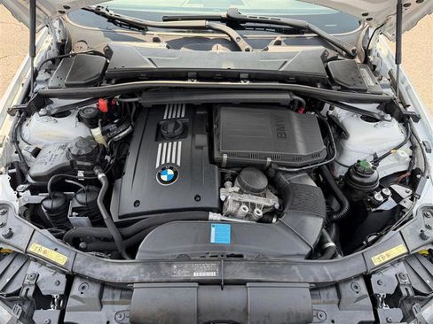 Used 2008 BMW 335i Convertible image 22